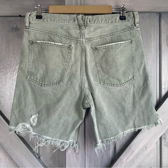 We The Free Sequoia Green Distressed Denim Shorts high rise size 30 100% Cotton - Picture 8 of 11
